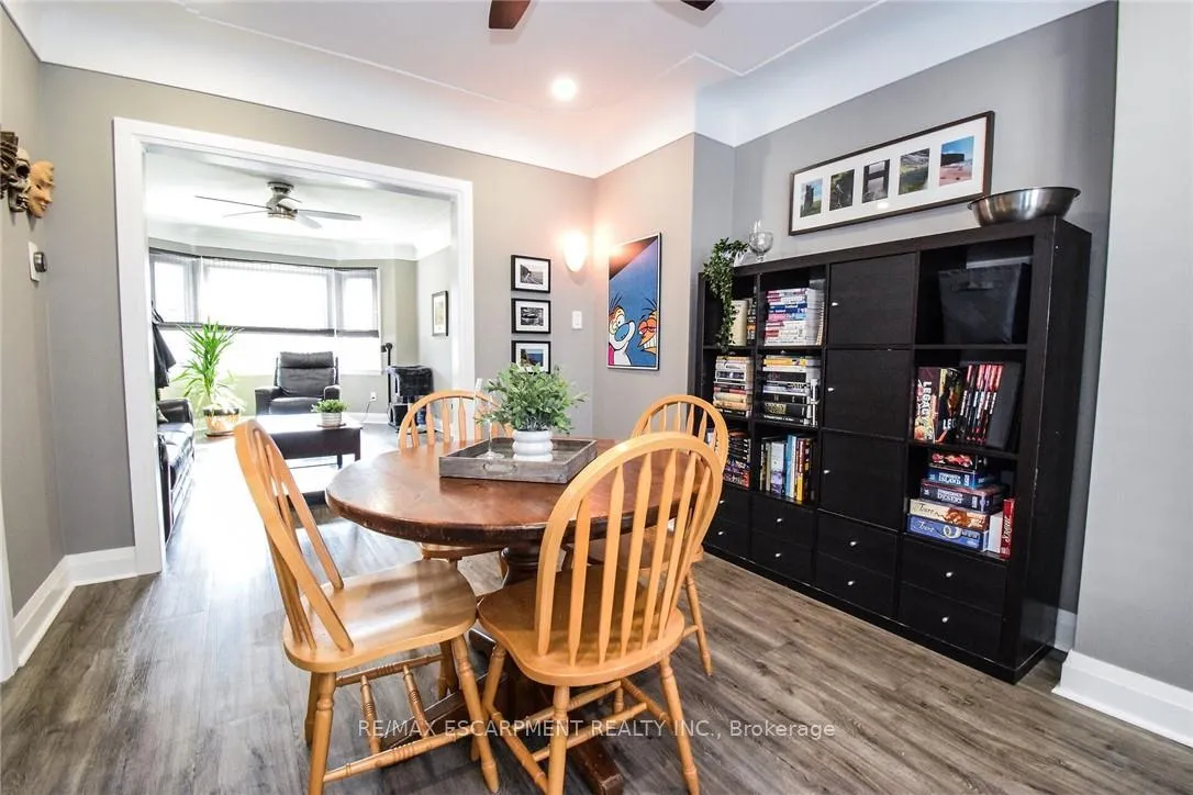 Photo 10 of 104 Tragina Avenue S, Hamilton, Bartonville — HOMEH