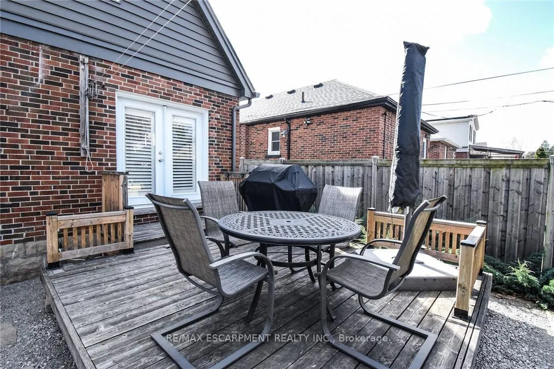 Photo 41 of 104 Tragina Avenue S, Hamilton, Bartonville — HOMEH