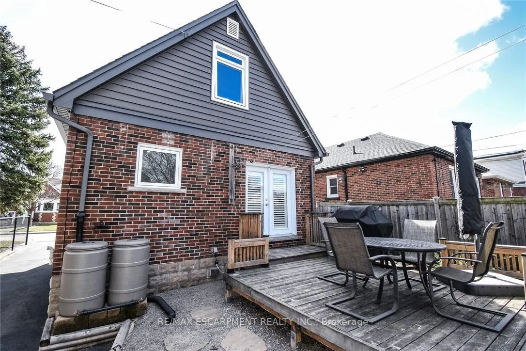 Photo 44 of 104 Tragina Avenue S, Hamilton, Bartonville — HOMEH