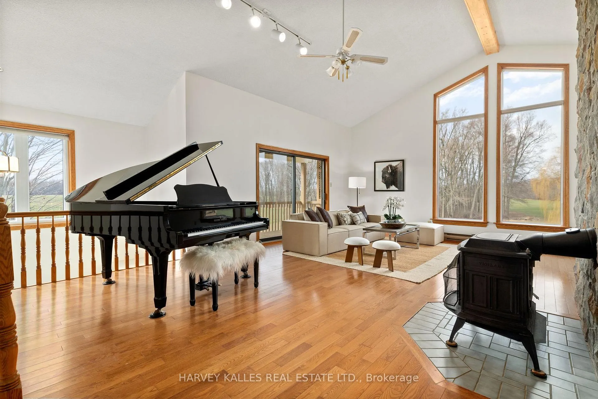 Photo 1 of 1015 County 2 Road, Prince Edward County, Hillier — HOMEH