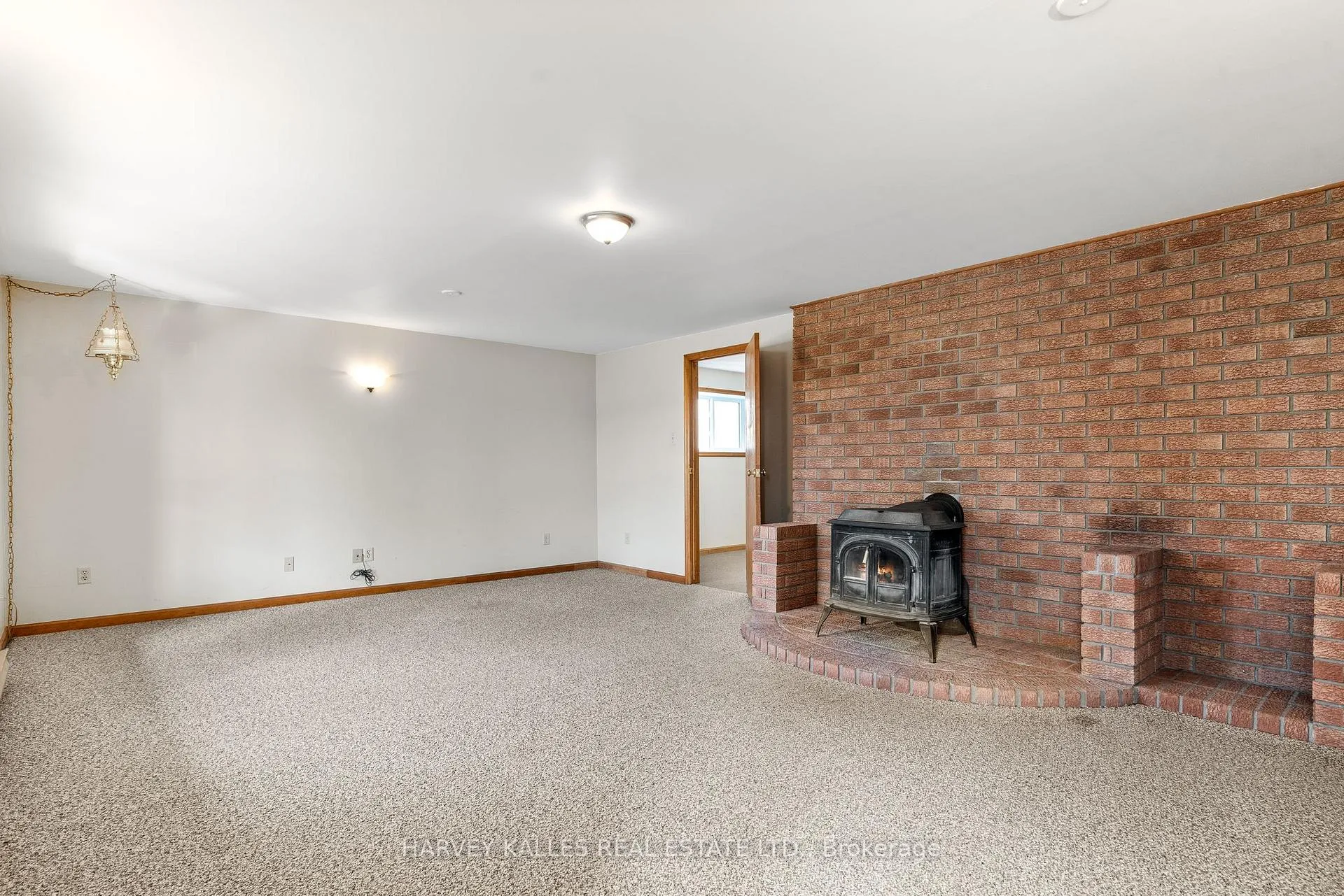 Photo 15 of 1015 County 2 Road, Prince Edward County, Hillier — HOMEH