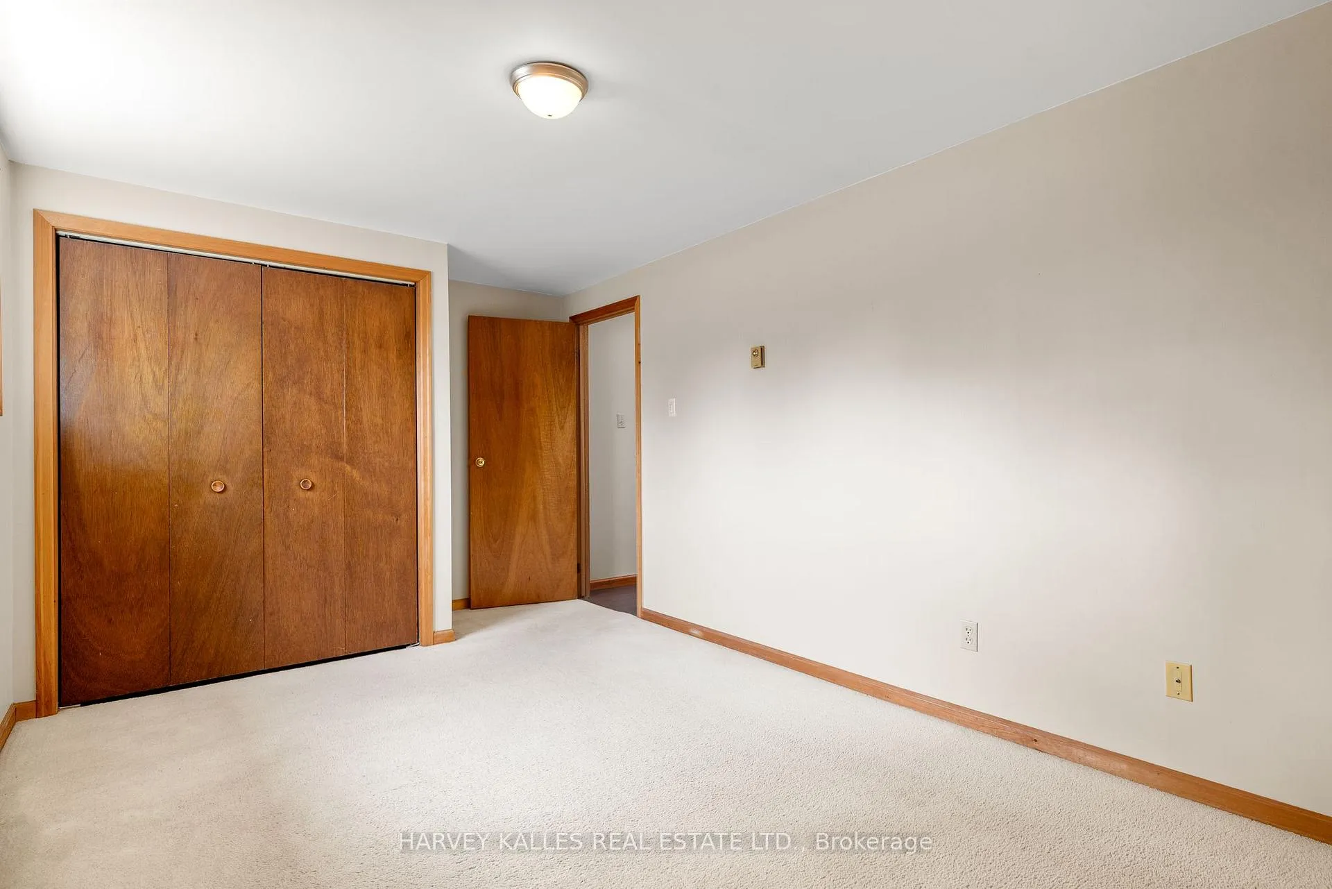 Photo 16 of 1015 County 2 Road, Prince Edward County, Hillier — HOMEH