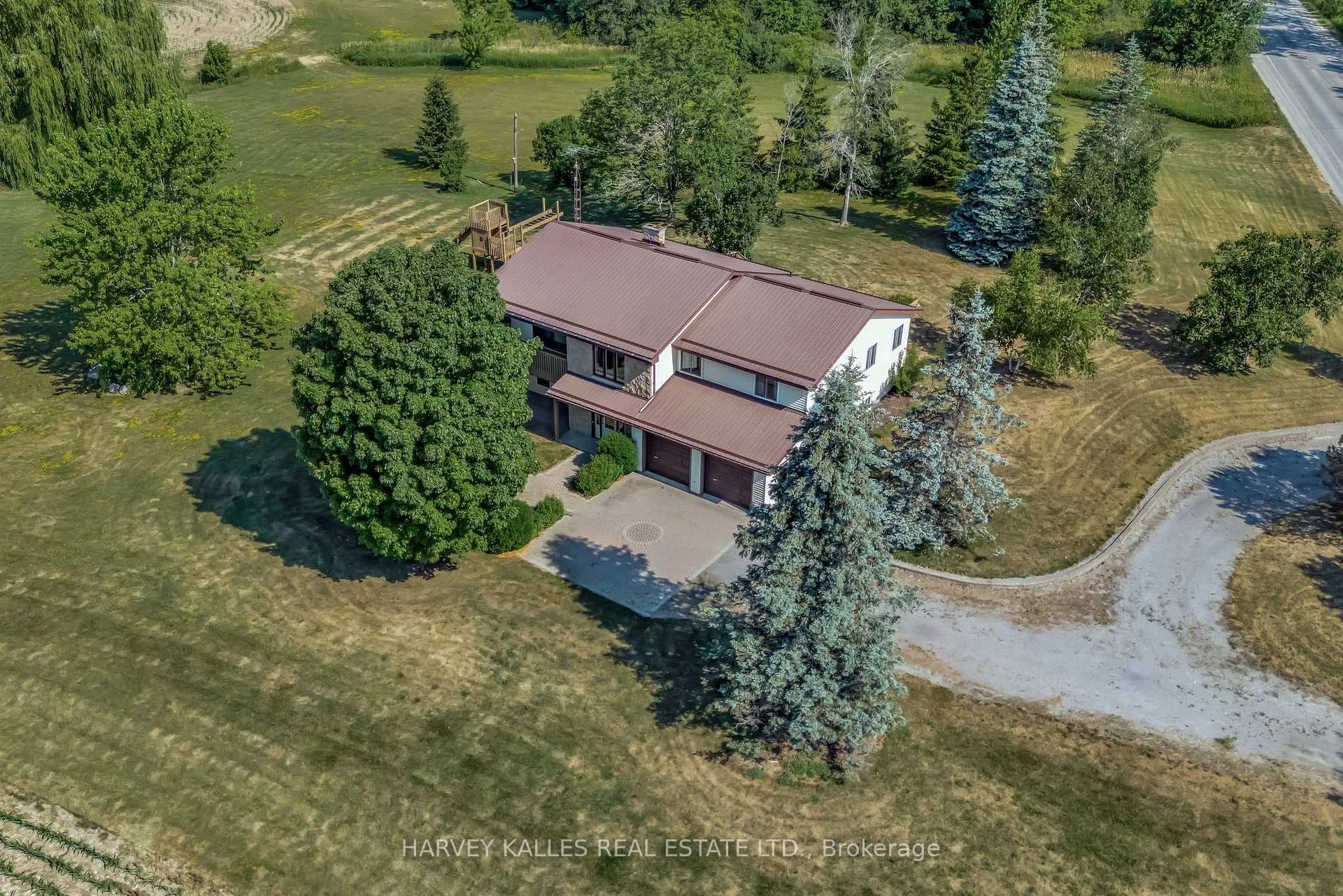 Photo 20 of 1015 County 2 Road, Prince Edward County, Hillier — HOMEH