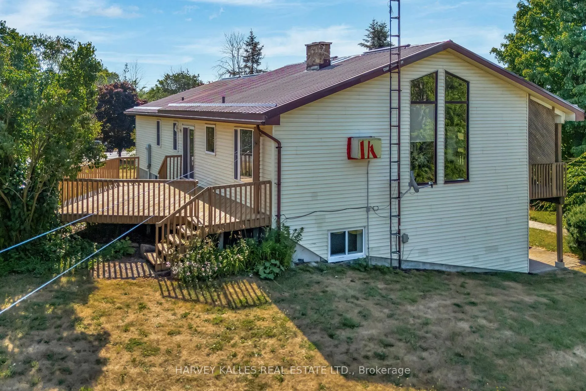 Photo 22 of 1015 County 2 Road, Prince Edward County, Hillier — HOMEH