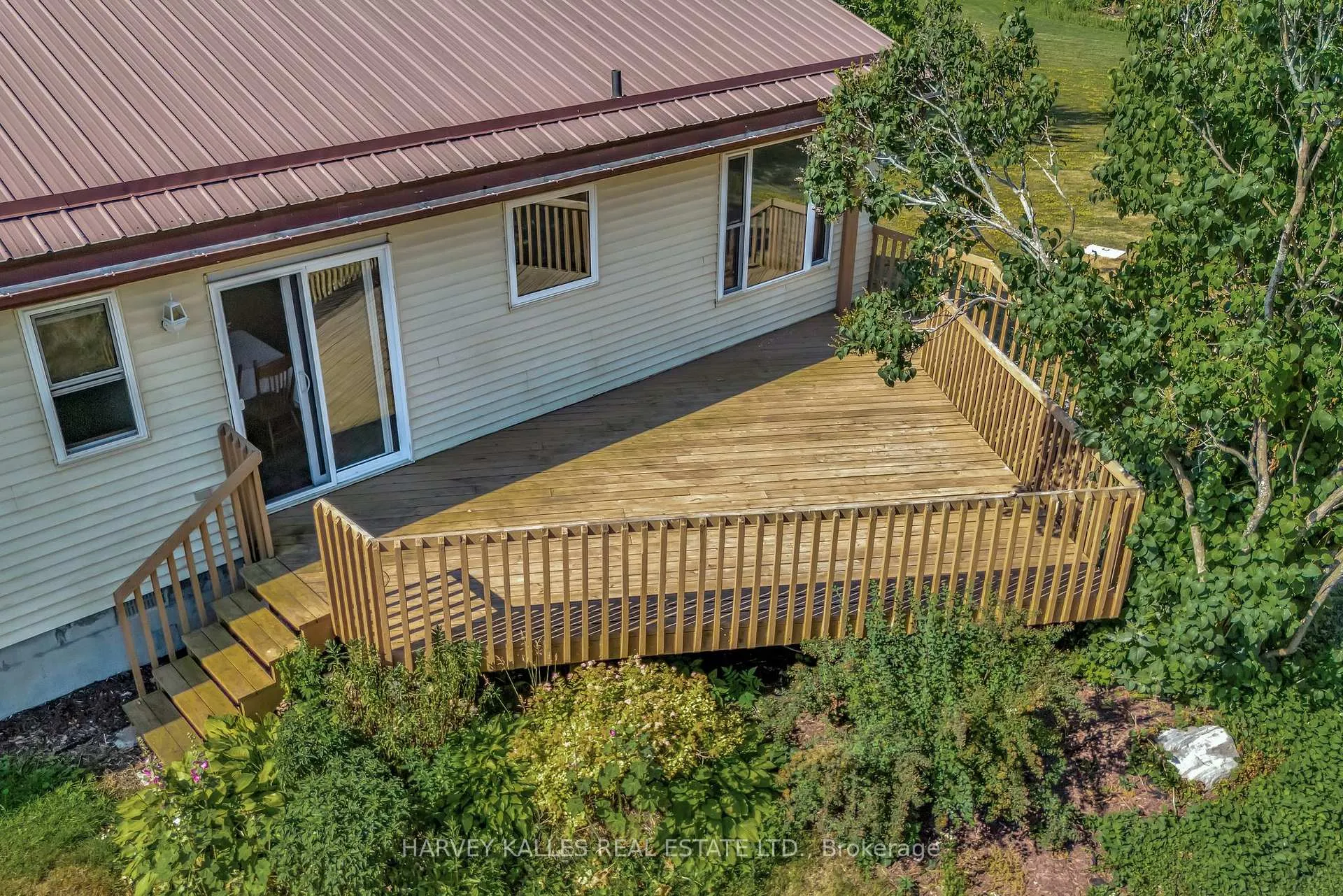 Photo 23 of 1015 County 2 Road, Prince Edward County, Hillier — HOMEH