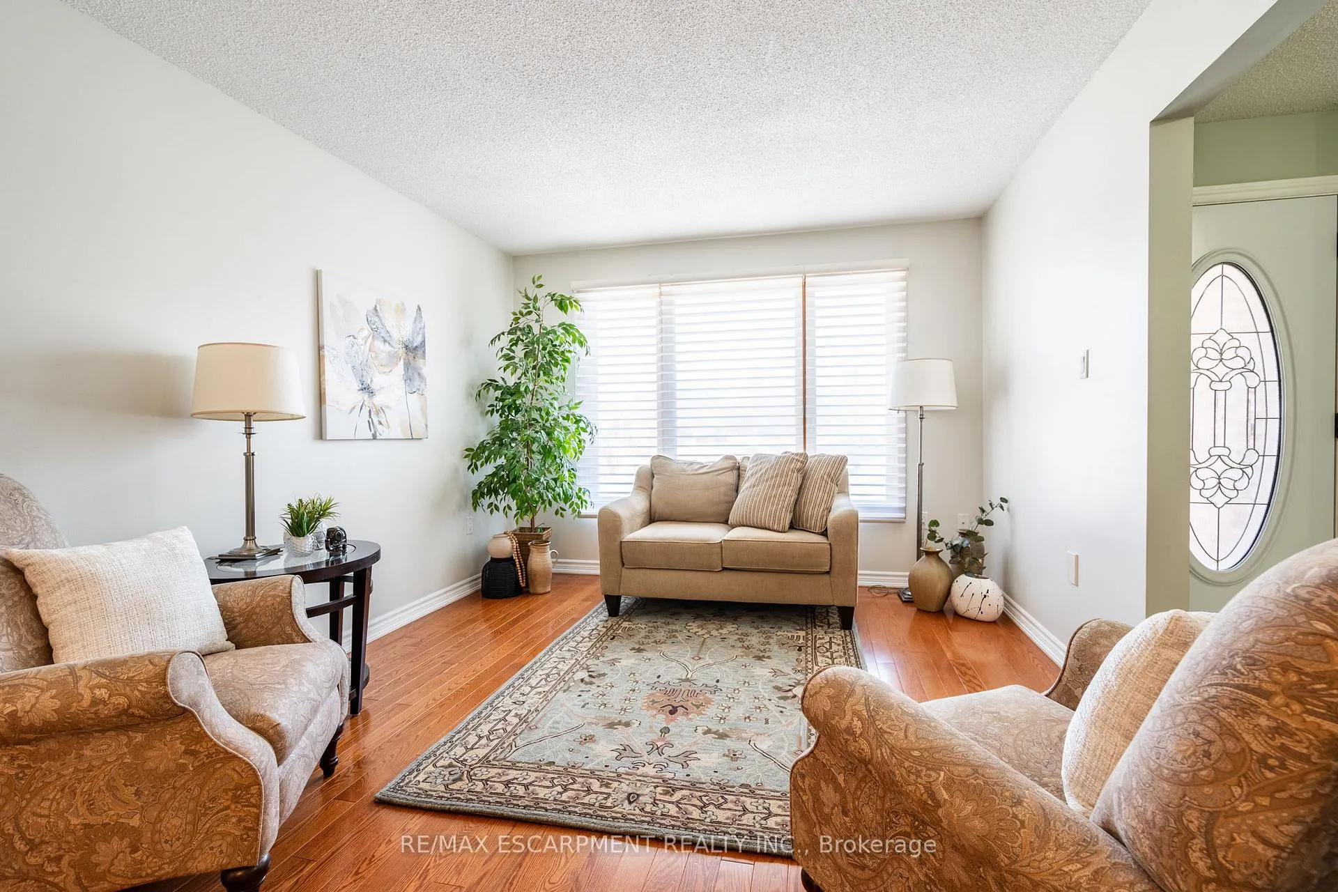 Photo 5 of 35 Republic Avenue, Hamilton, Crerar — HOMEH