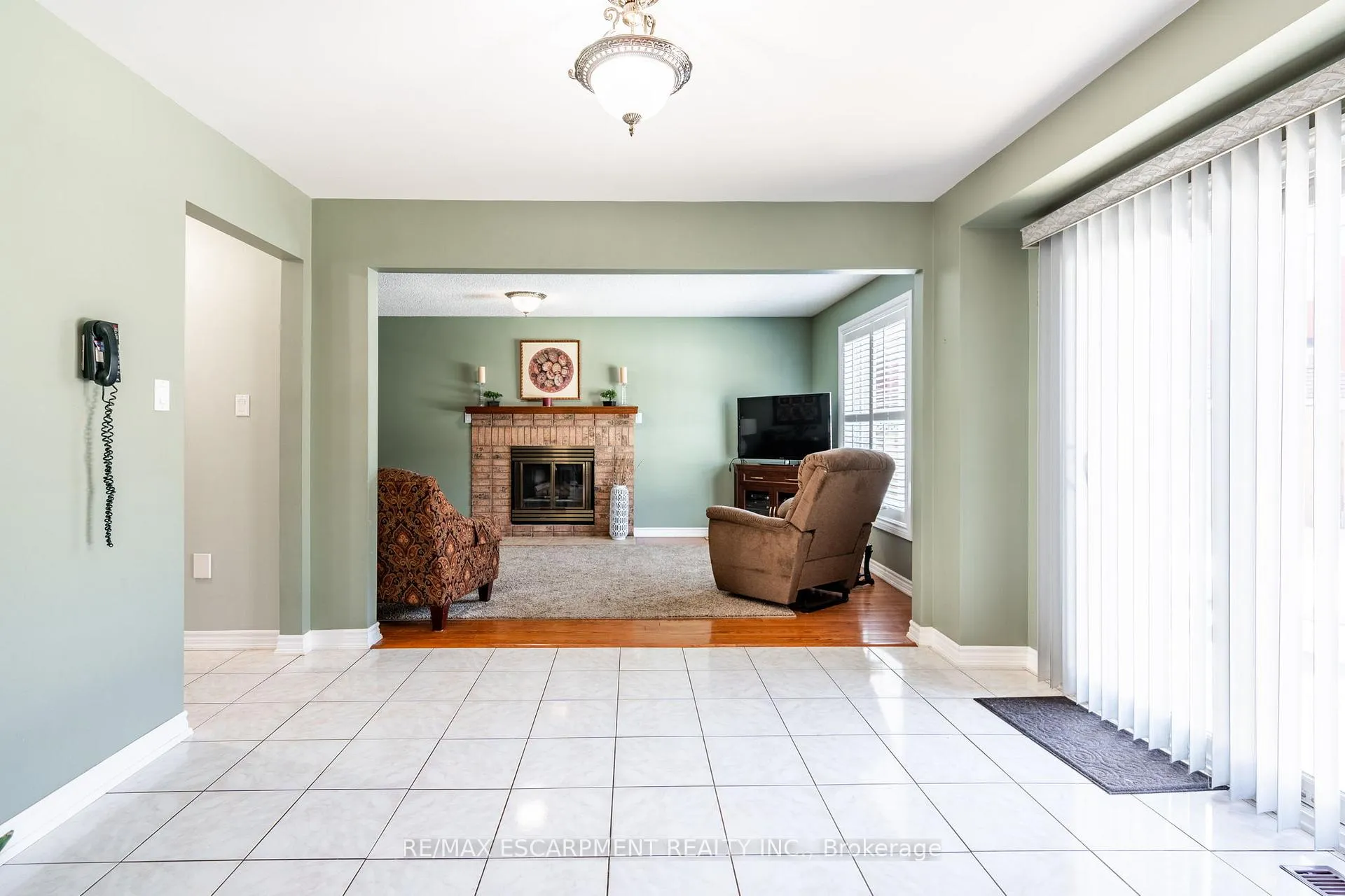Photo 16 of 35 Republic Avenue, Hamilton, Crerar — HOMEH