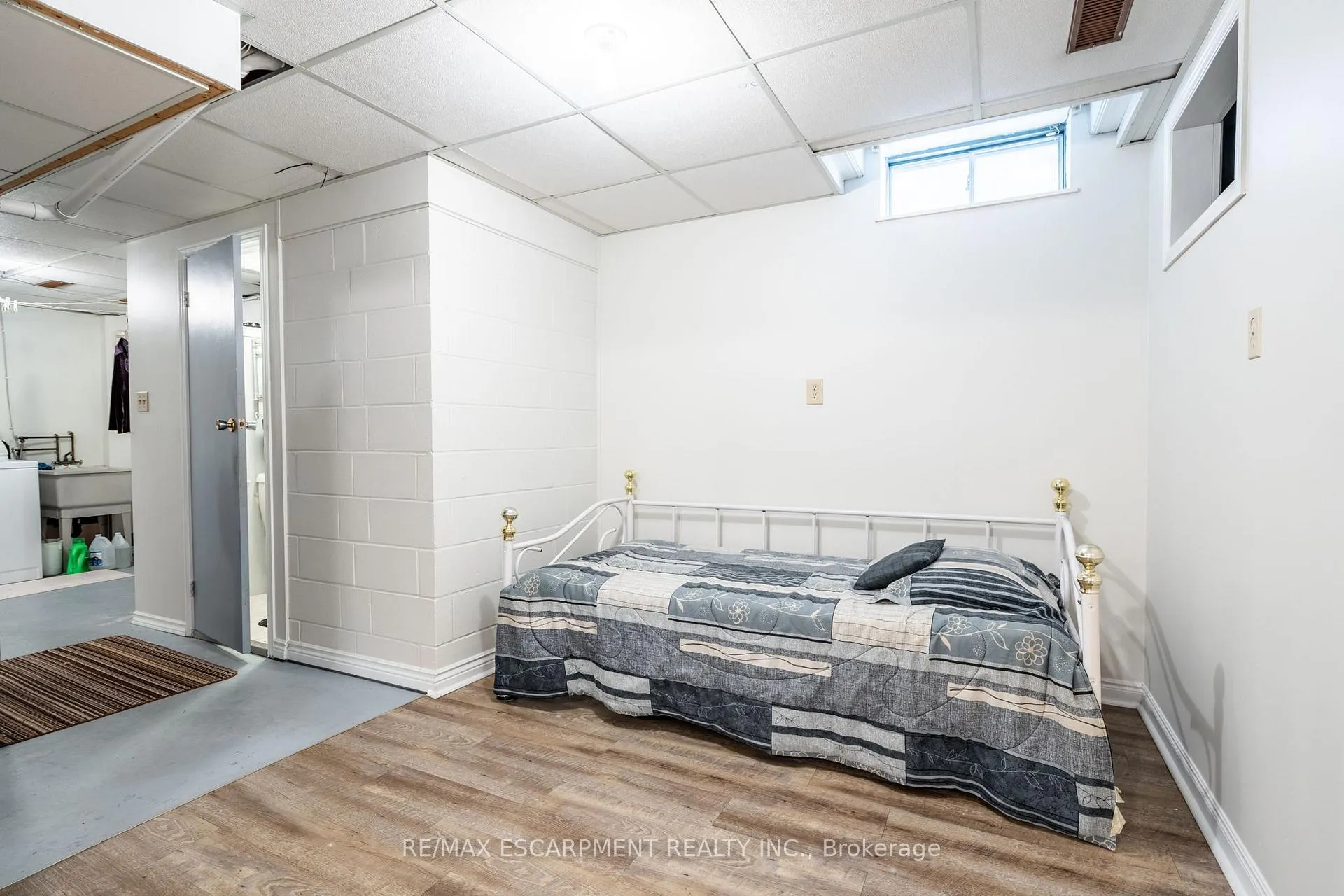 Photo 39 of 35 Republic Avenue, Hamilton, Crerar — HOMEH