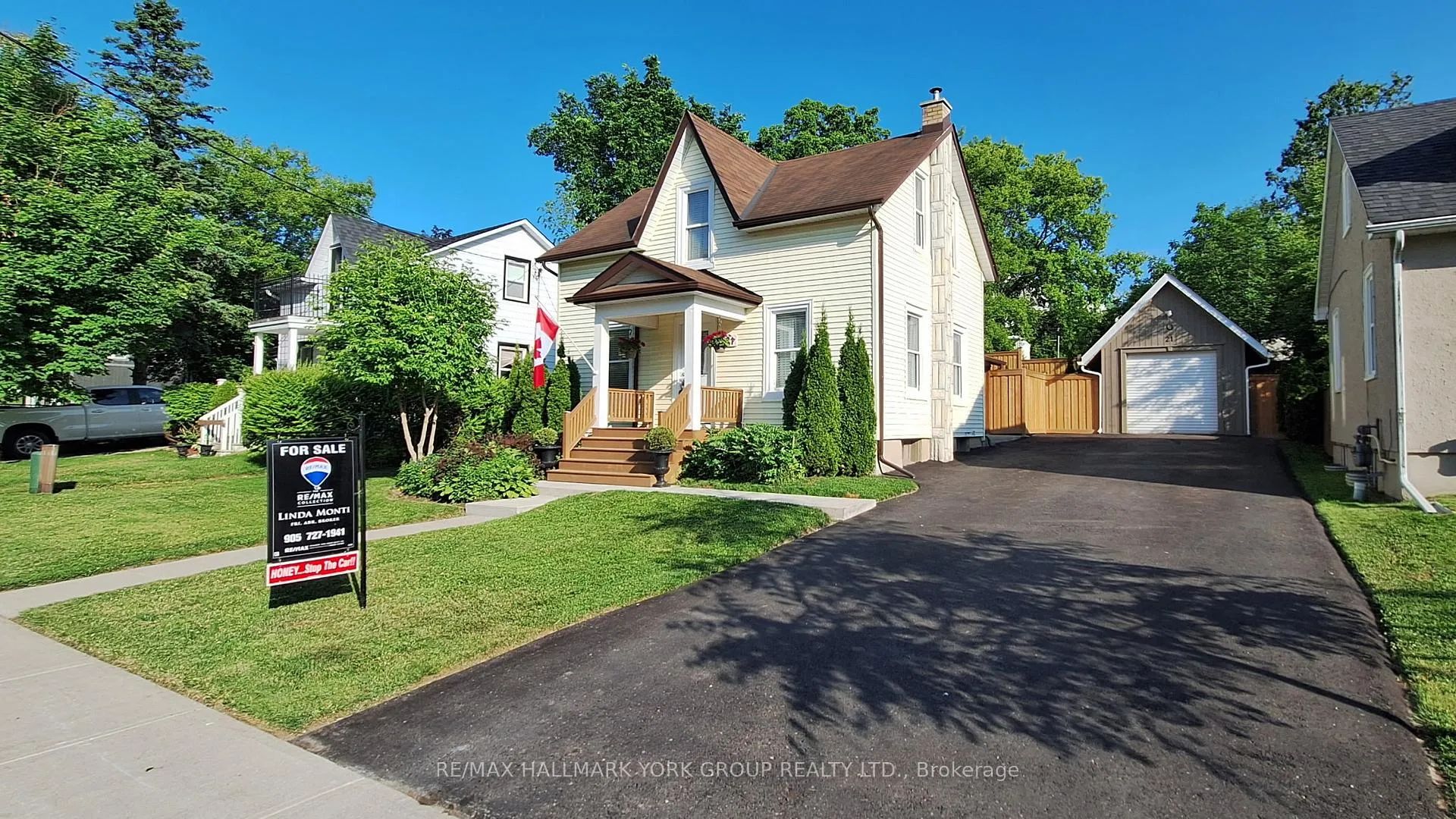 Front of 21 Irwin Avenue
