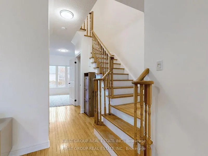 Photo 17 of 54 Country Glen Road, Markham, Cornell — HOMEH