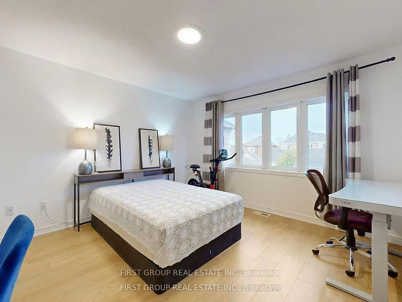 Photo 18 of 54 Country Glen Road, Markham, Cornell — HOMEH