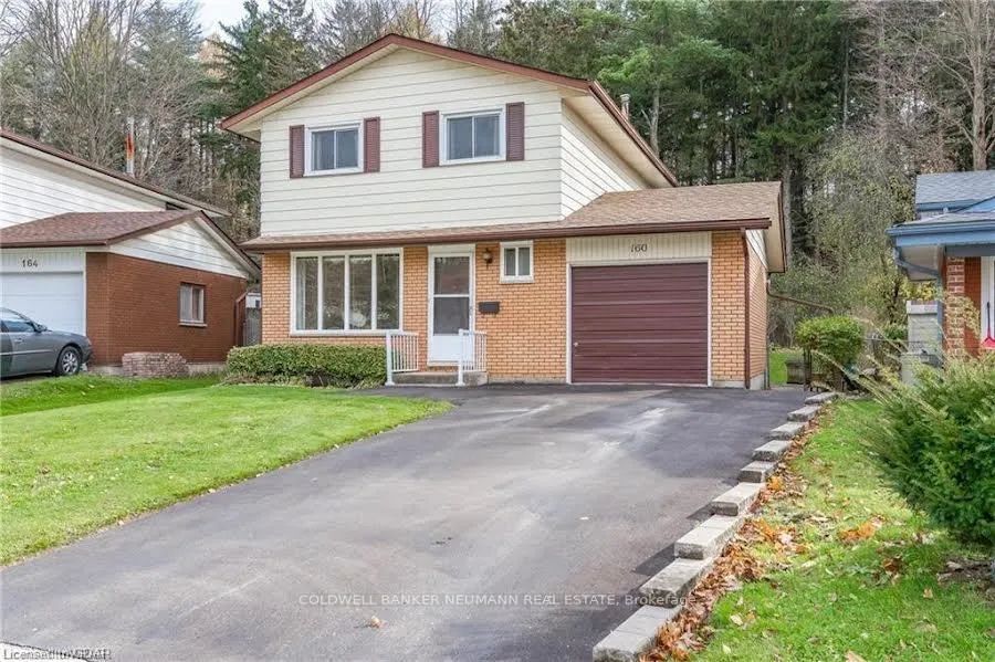 Photo 1 of 160 Arrowhead Crescent, Kitchener — HOMEH