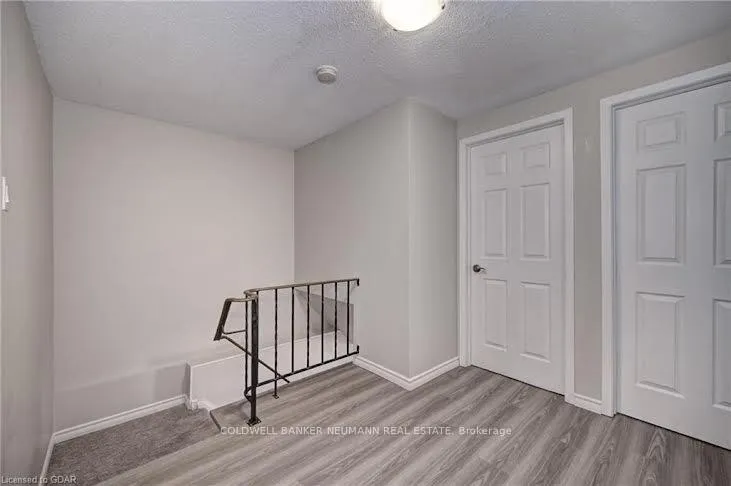 Photo 14 of 160 Arrowhead Crescent, Kitchener — HOMEH