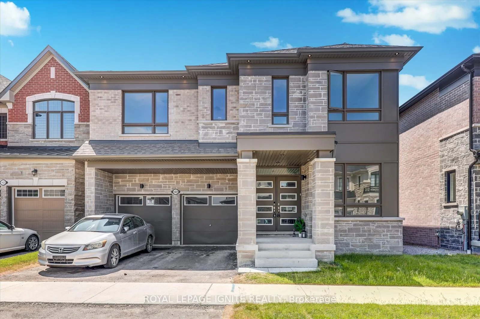 Front of 1421 Swallowtail Lane