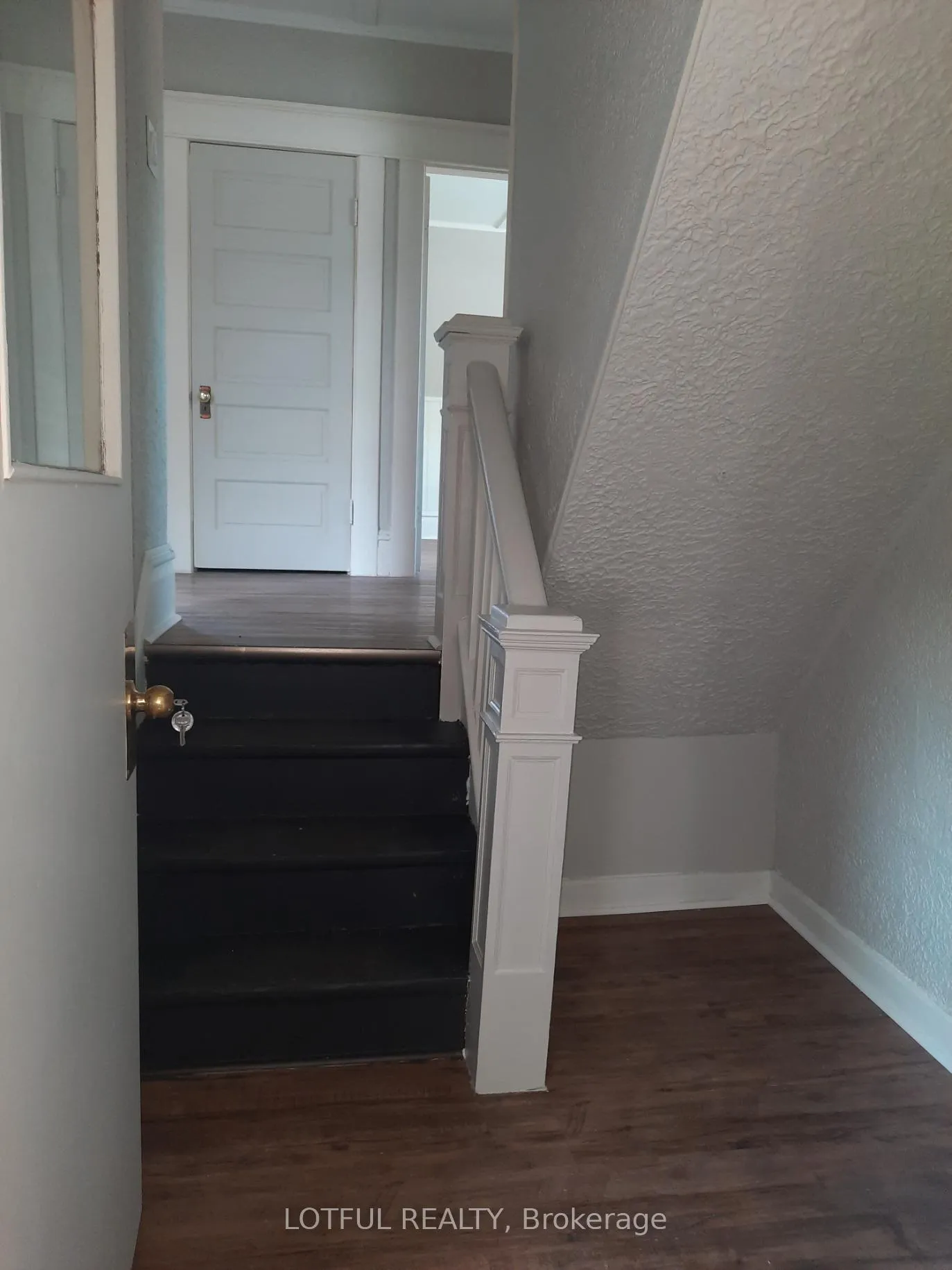 Photo 7 of Unit 2, 7-1/2 Montgomery Place, Smiths Falls — HOMEH
