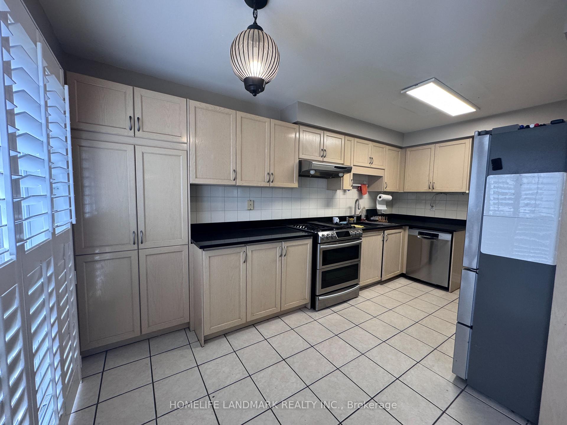 Photo 7 of 565 Amelia Crescent, Burlington, Appleby — HOMEH