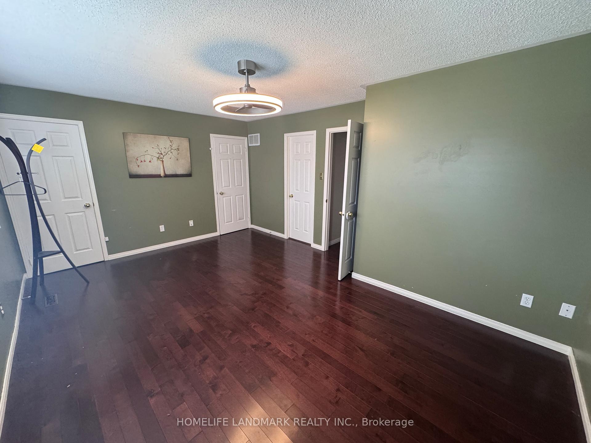 Photo 10 of 565 Amelia Crescent, Burlington, Appleby — HOMEH