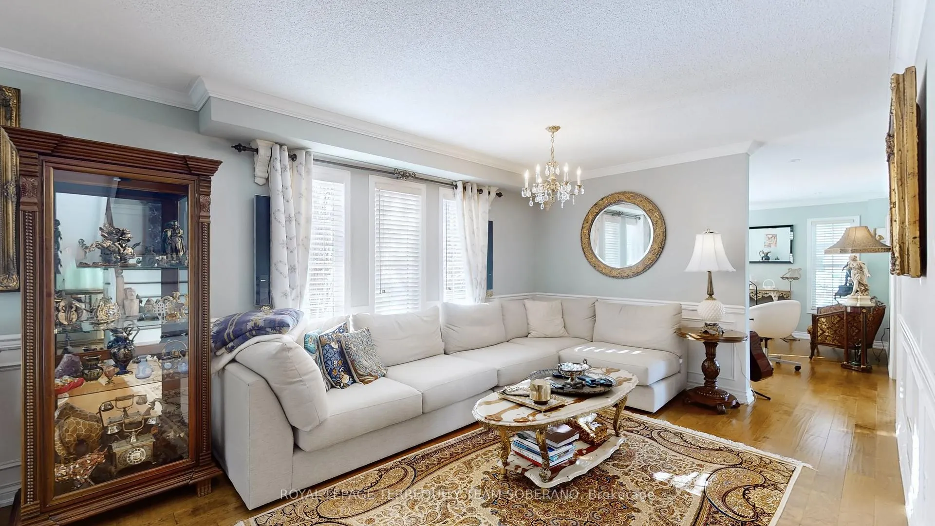 Photo 4 of 90 Vanguard Road, Vaughan, Patterson — HOMEH