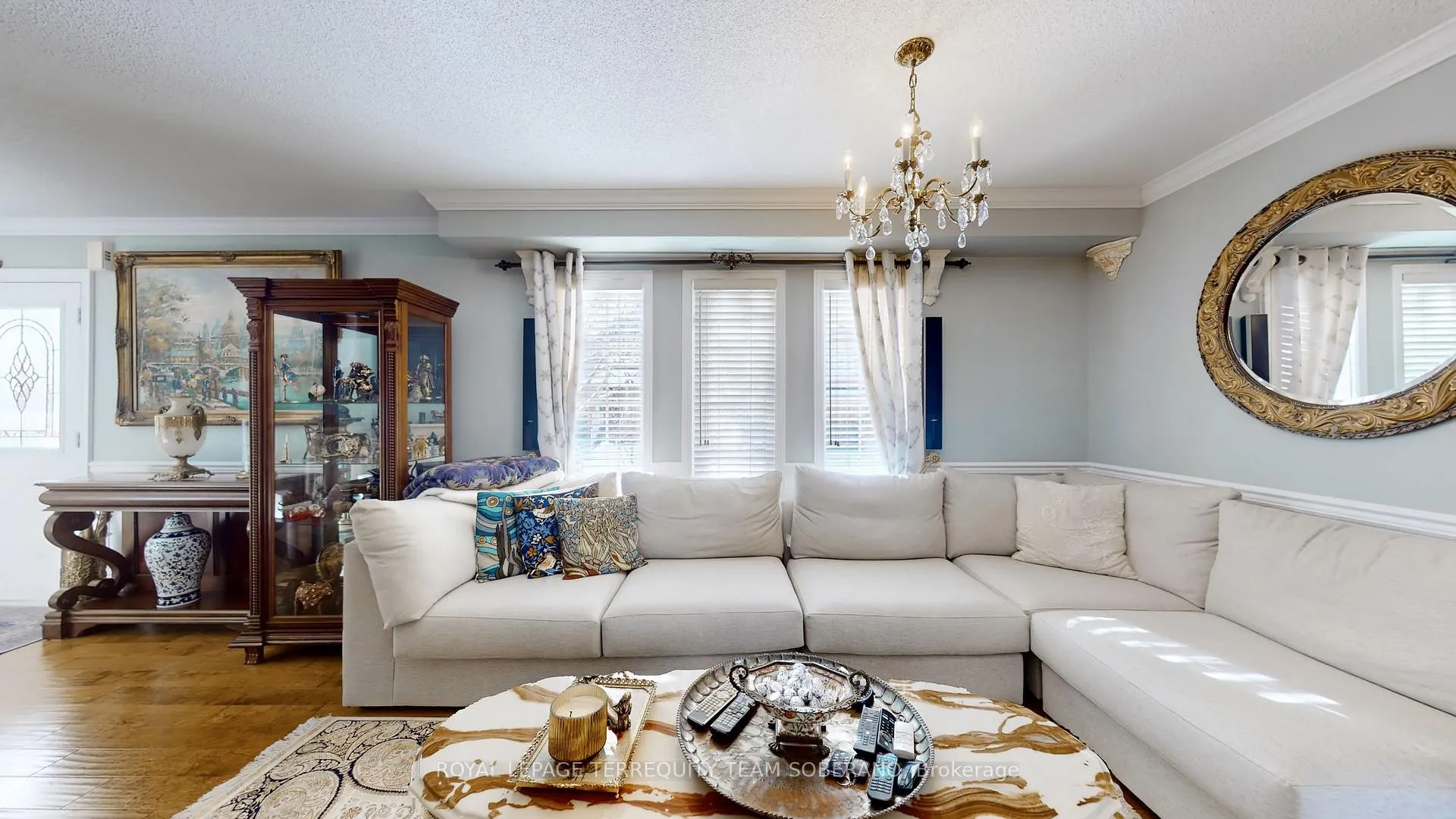 Photo 6 of 90 Vanguard Road, Vaughan, Patterson — HOMEH