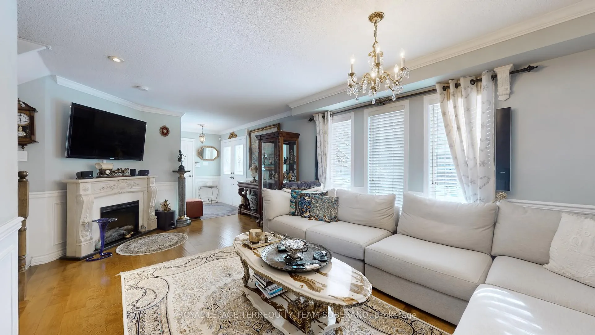 Photo 7 of 90 Vanguard Road, Vaughan, Patterson — HOMEH