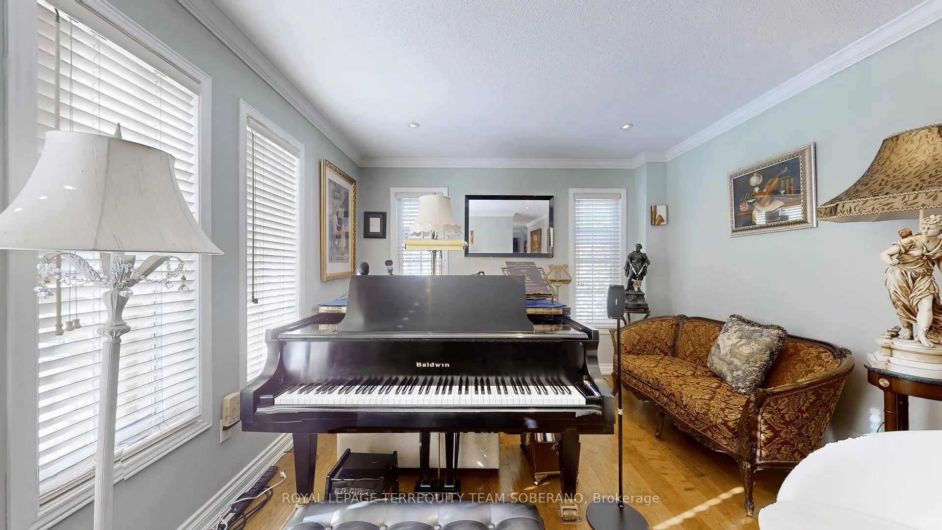 Photo 15 of 90 Vanguard Road, Vaughan, Patterson — HOMEH