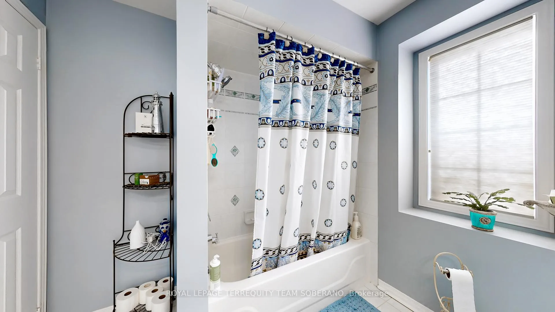 Photo 28 of 90 Vanguard Road, Vaughan, Patterson — HOMEH