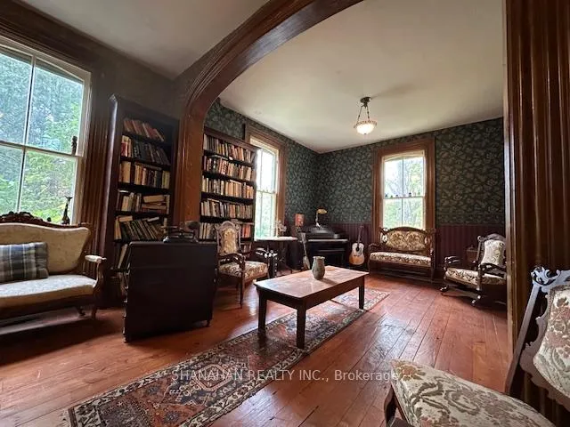 Photo 9 of 608 Ontario Street, Warwick, Watford — HOMEH