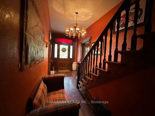 Photo 24 of 608 Ontario Street, Warwick, Watford — HOMEH