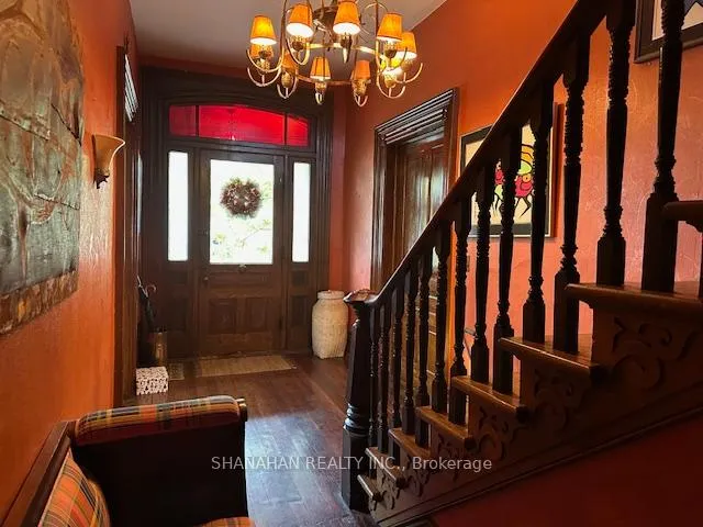 Photo 25 of 608 Ontario Street, Warwick, Watford — HOMEH