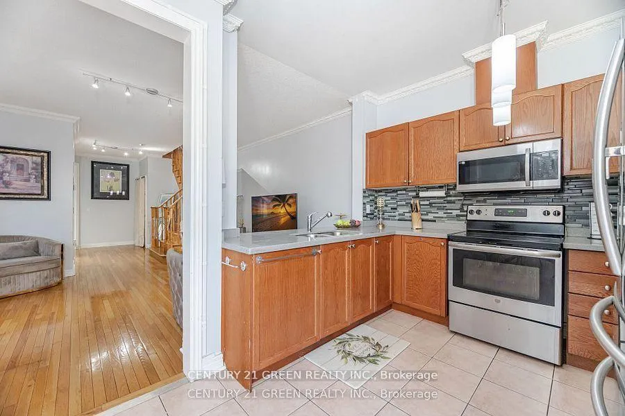 Photo 12 of 18 Fiddlehead Terrace, Scarborough, Malvern — HOMEH