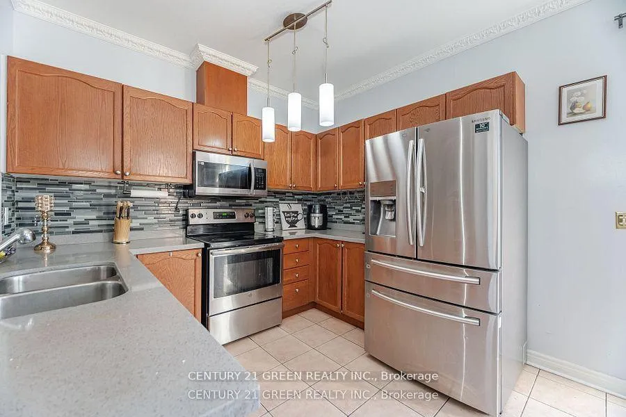 Photo 14 of 18 Fiddlehead Terrace, Scarborough, Malvern — HOMEH