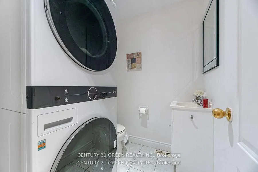 Photo 19 of 18 Fiddlehead Terrace, Scarborough, Malvern — HOMEH