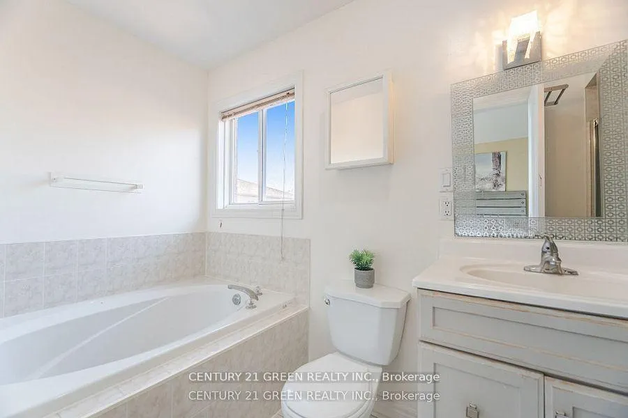 Photo 26 of 18 Fiddlehead Terrace, Scarborough, Malvern — HOMEH