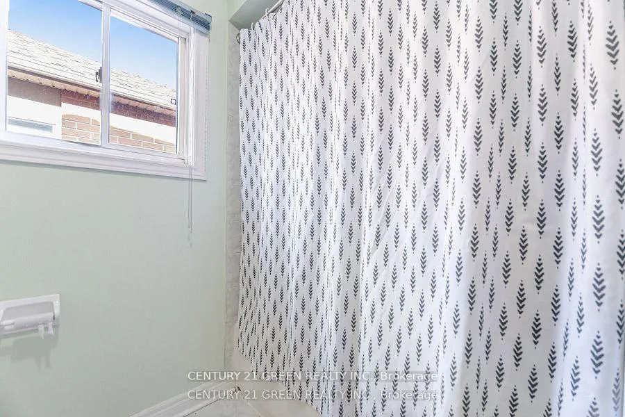 Photo 36 of 18 Fiddlehead Terrace, Scarborough, Malvern — HOMEH