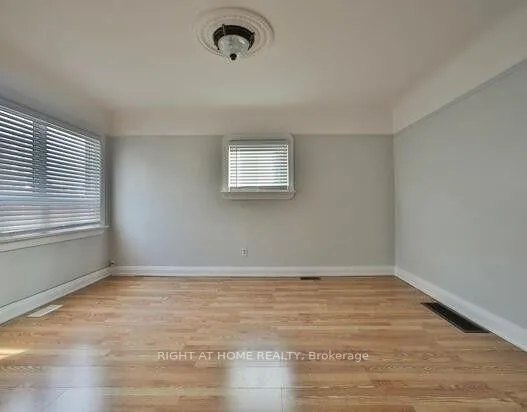 Photo 13 of Unit UPPER, 950 Queens Boulevard, Kitchener, St. Marys Hospital — HOMEH
