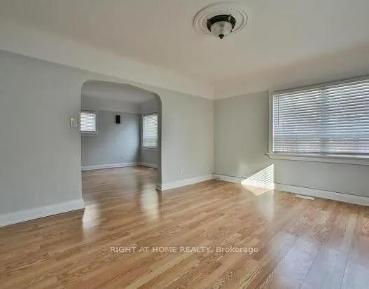 Photo 15 of Unit UPPER, 950 Queens Boulevard, Kitchener, St. Marys Hospital — HOMEH