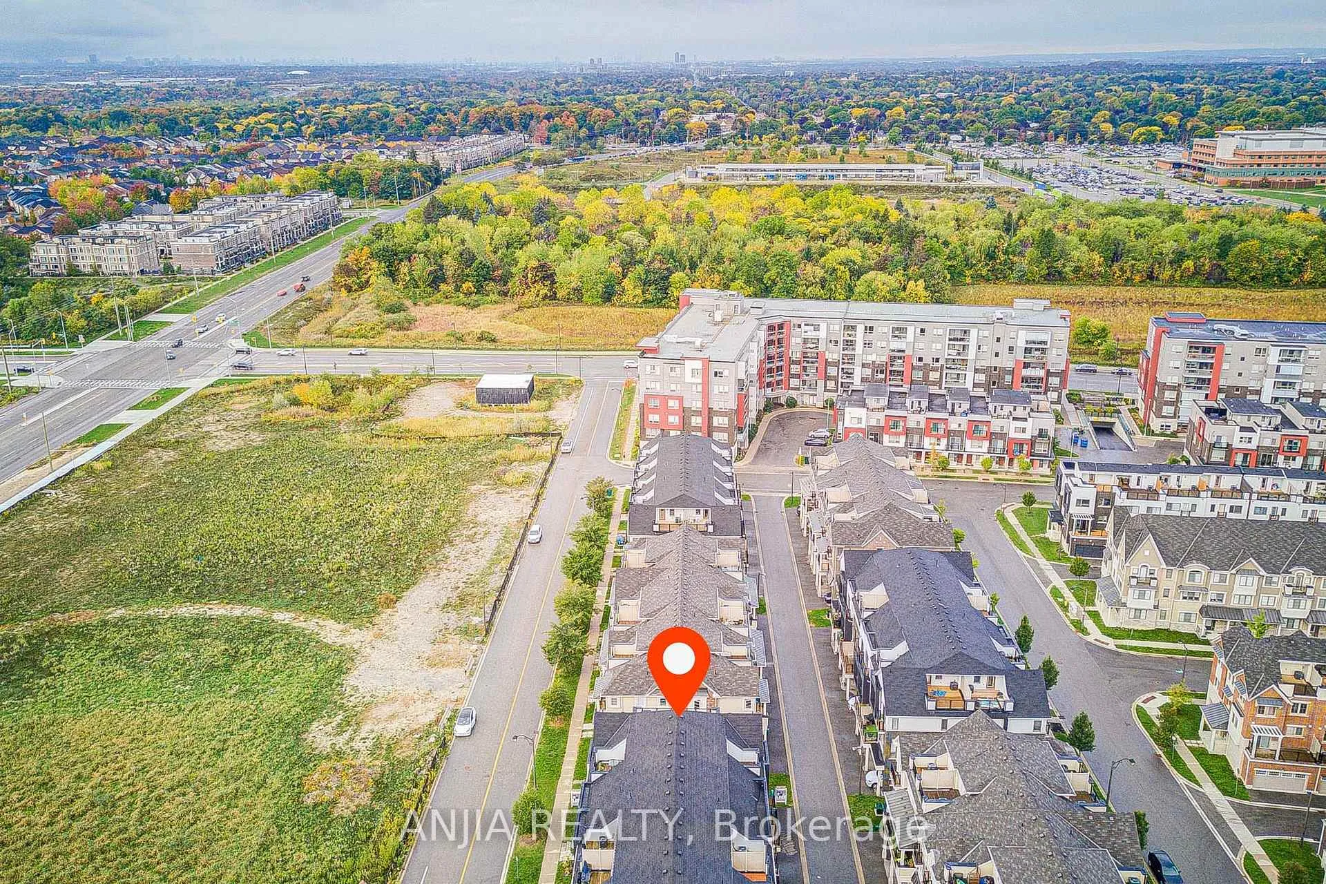 Photo 6 of 390 Arthur Bonner Avenue, Markham, Cornell — HOMEH