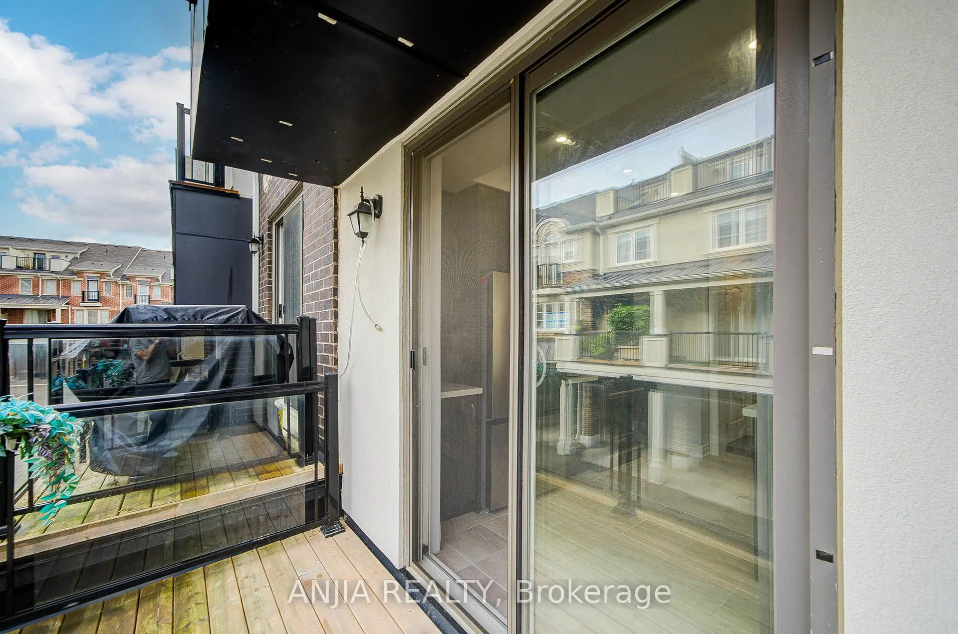 Photo 28 of 390 Arthur Bonner Avenue, Markham, Cornell — HOMEH