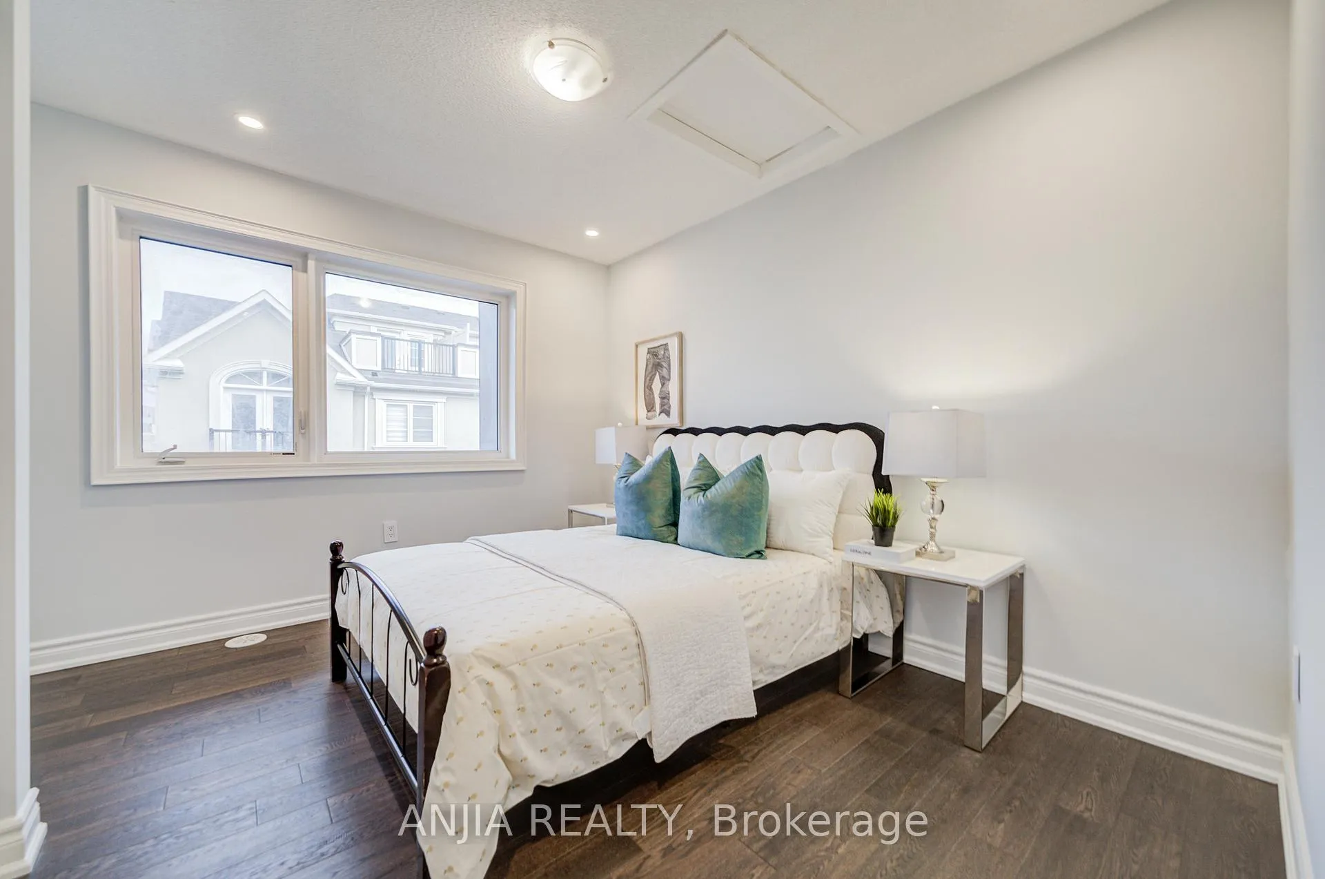 Photo 30 of 390 Arthur Bonner Avenue, Markham, Cornell — HOMEH