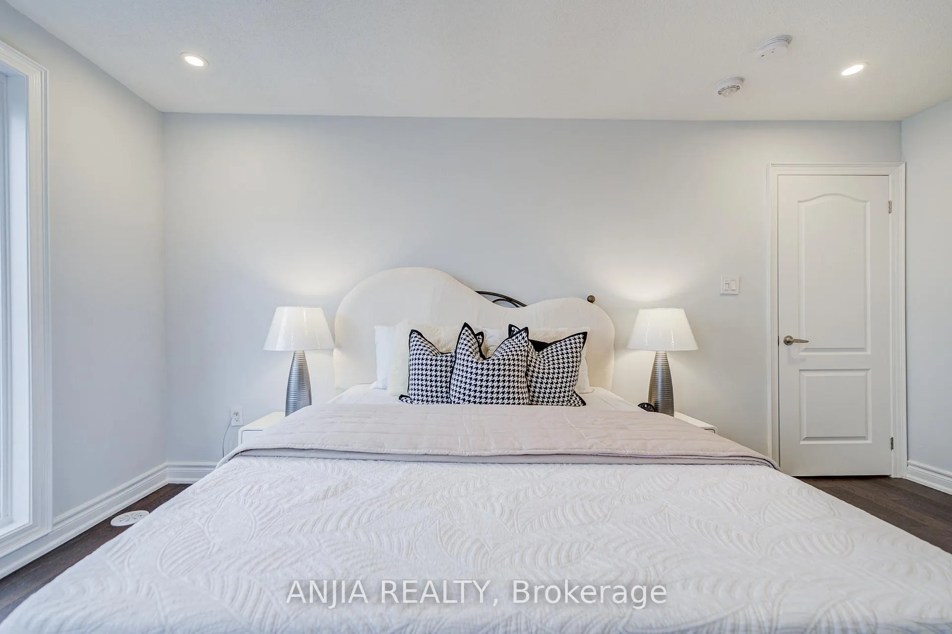 Photo 36 of 390 Arthur Bonner Avenue, Markham, Cornell — HOMEH