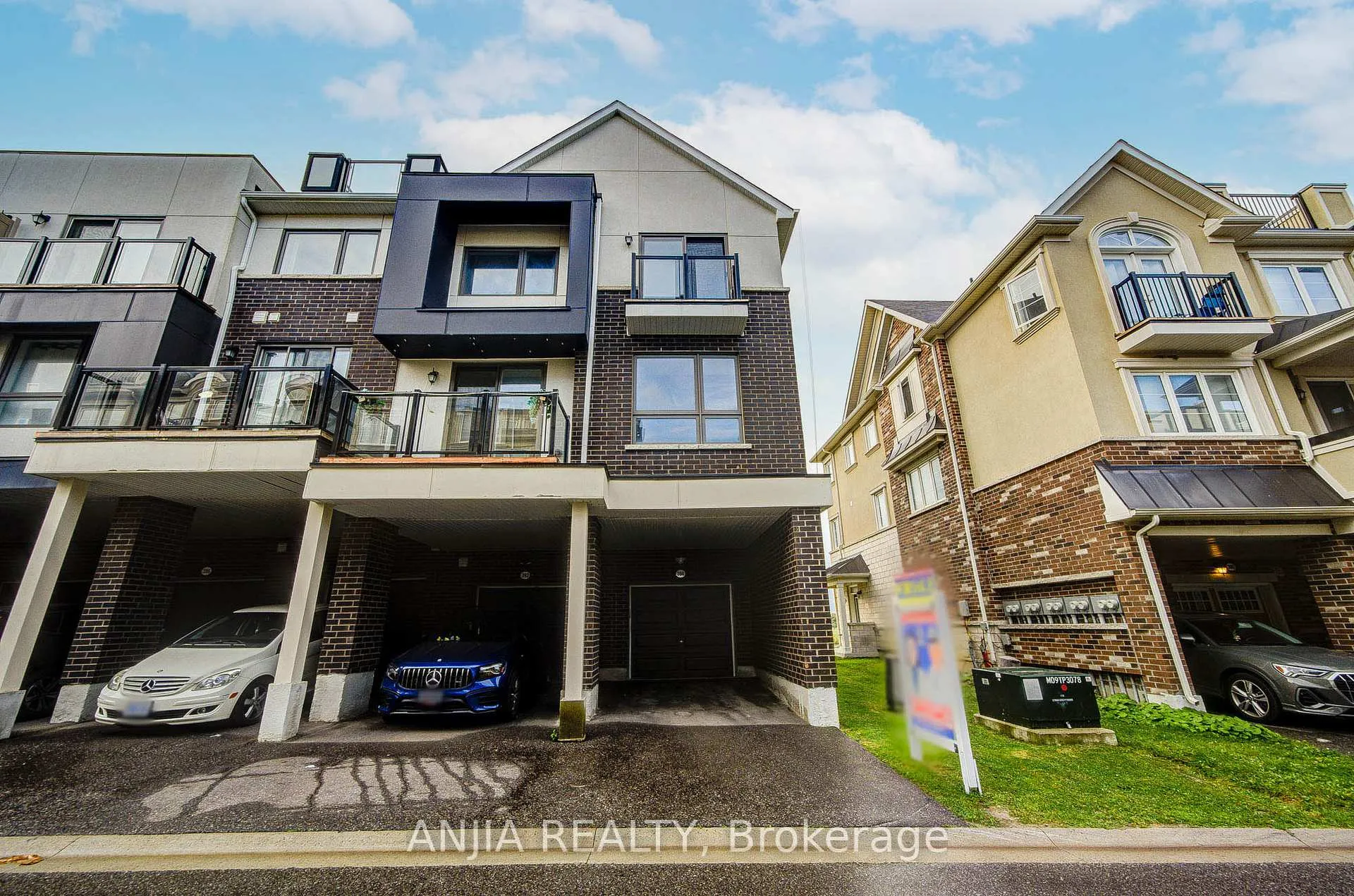 Photo 49 of 390 Arthur Bonner Avenue, Markham, Cornell — HOMEH