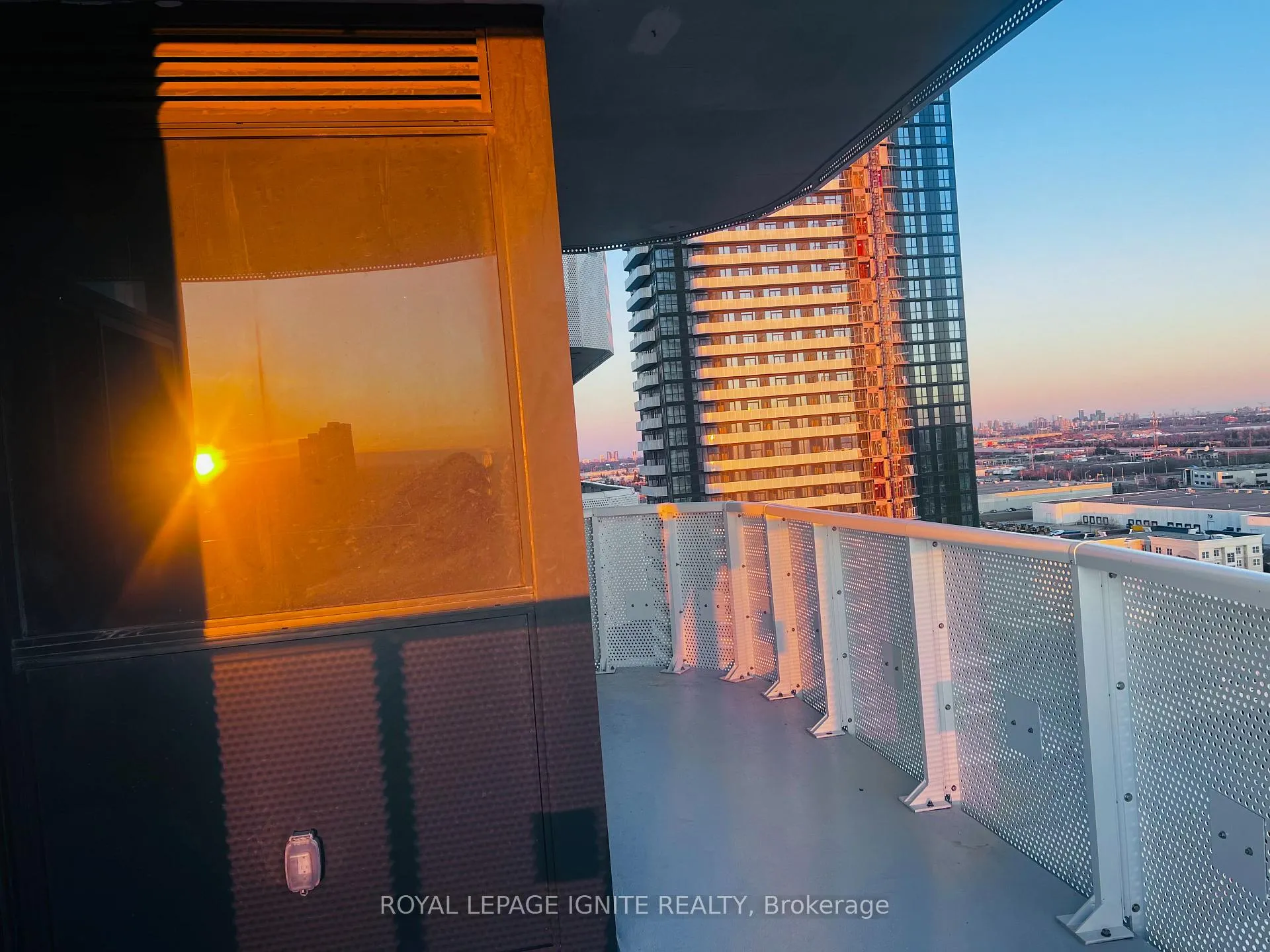Photo 24 of Unit 1806, 225 Commerce Street, Vaughan, Vaughan Corporate Centre — HOMEH