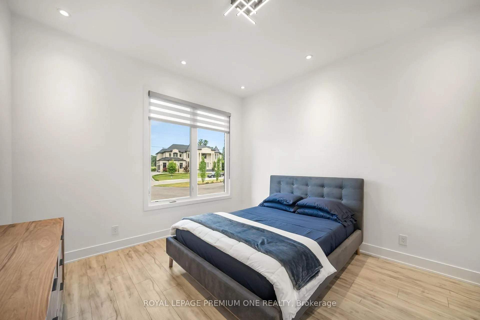 Photo 19 of 11 Hollywood Crescent, King, Nobleton — HOMEH