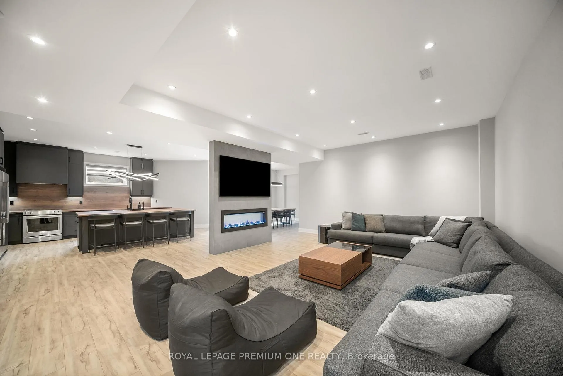 Photo 27 of 11 Hollywood Crescent, King, Nobleton — HOMEH