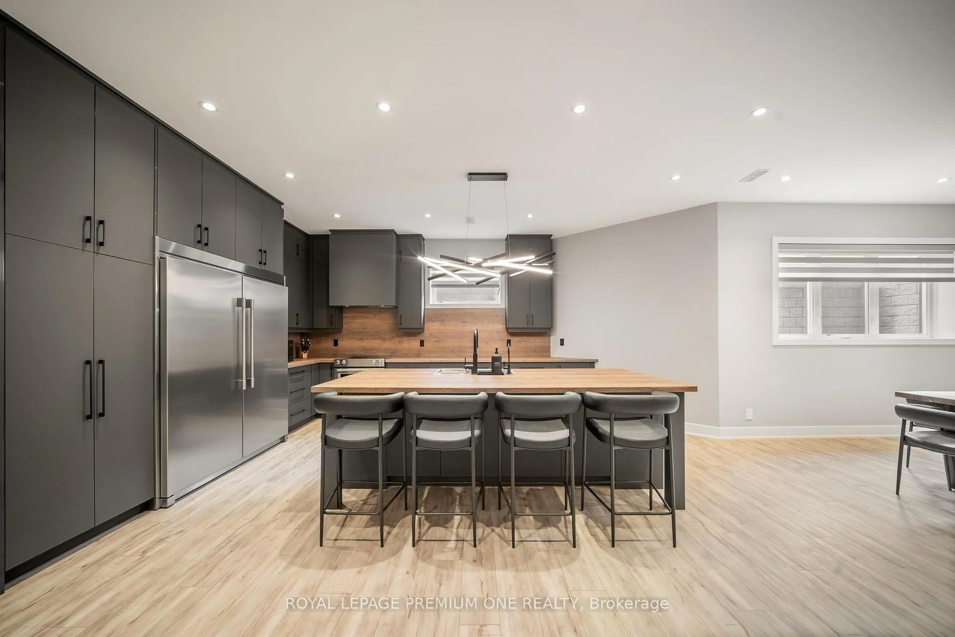 Photo 30 of 11 Hollywood Crescent, King, Nobleton — HOMEH