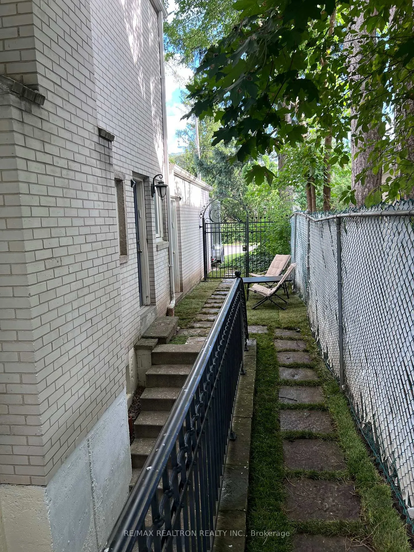 Front of 36 Elgin Street