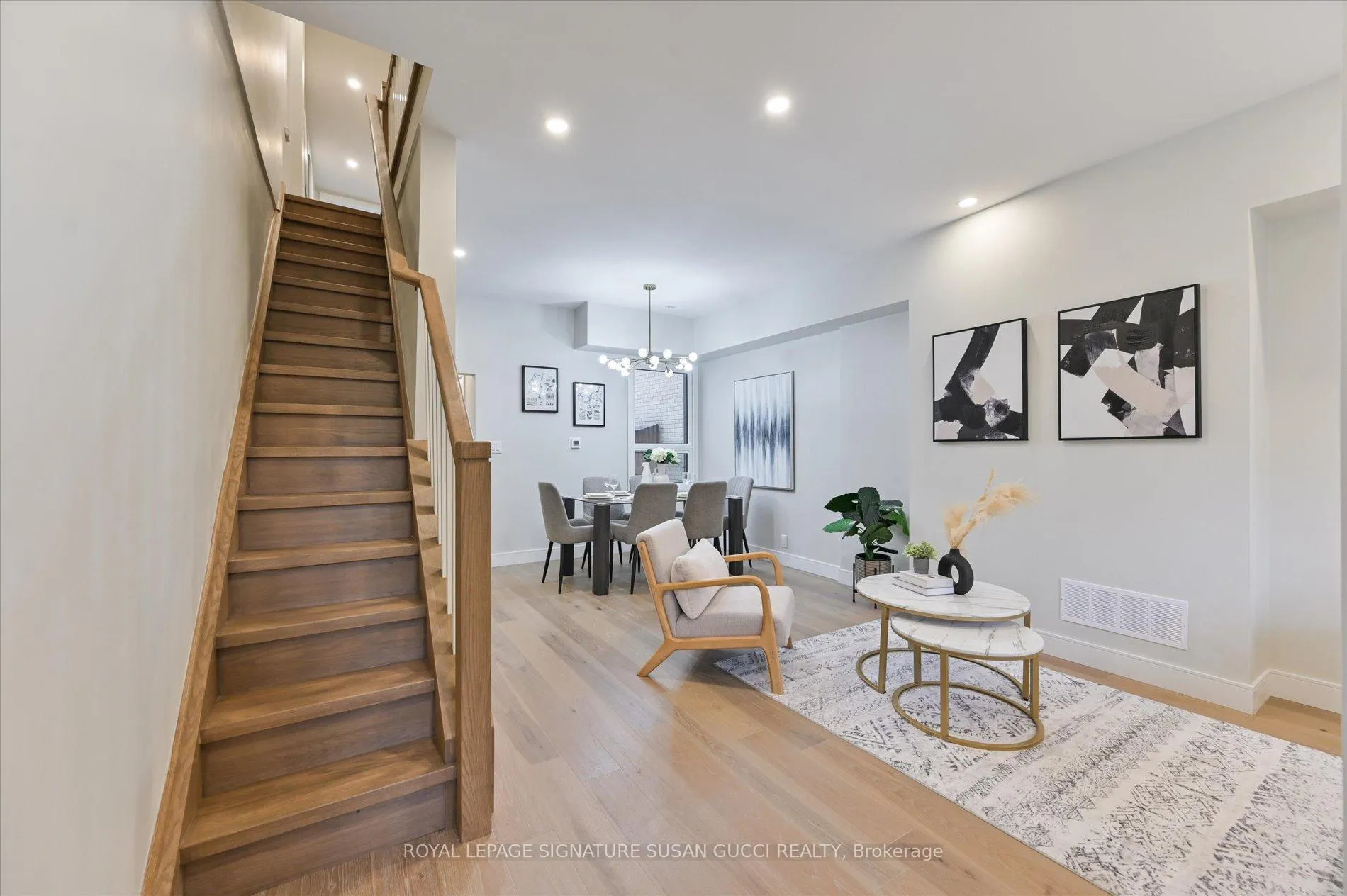Photo 3 of 21 Frankdale Avenue, Toronto, Danforth Village-East York — HOMEH