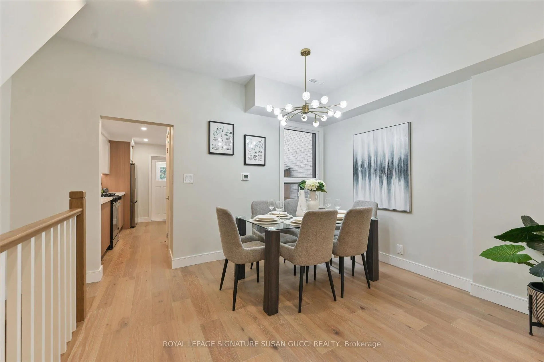 Photo 8 of 21 Frankdale Avenue, Toronto, Danforth Village-East York — HOMEH