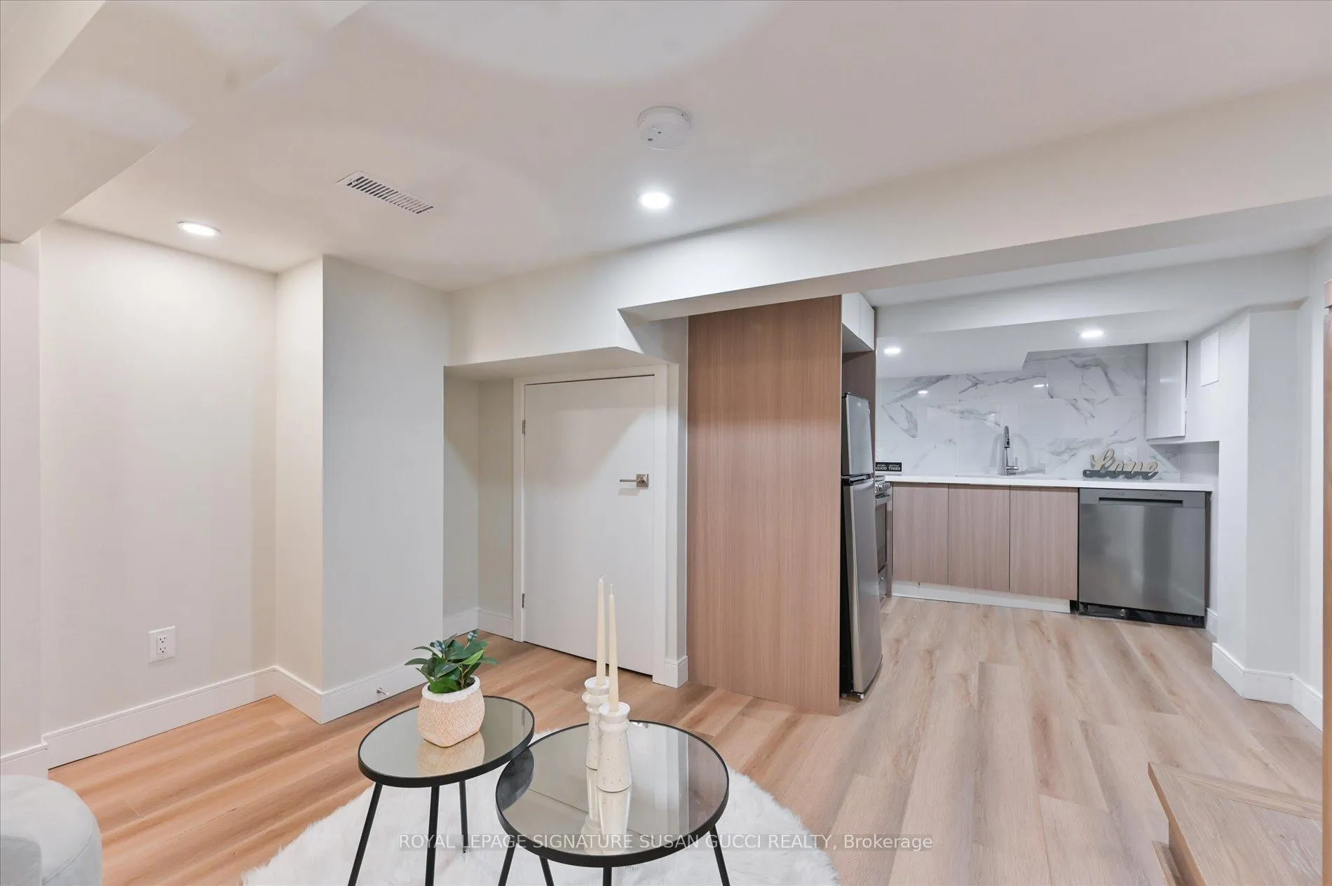 Photo 33 of 21 Frankdale Avenue, Toronto, Danforth Village-East York — HOMEH