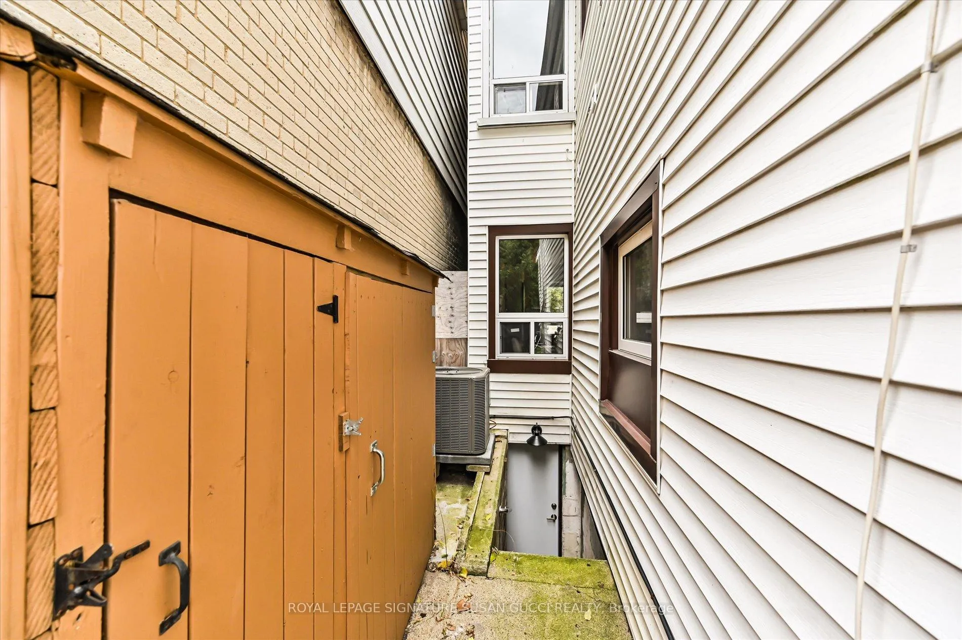 Photo 37 of 21 Frankdale Avenue, Toronto, Danforth Village-East York — HOMEH